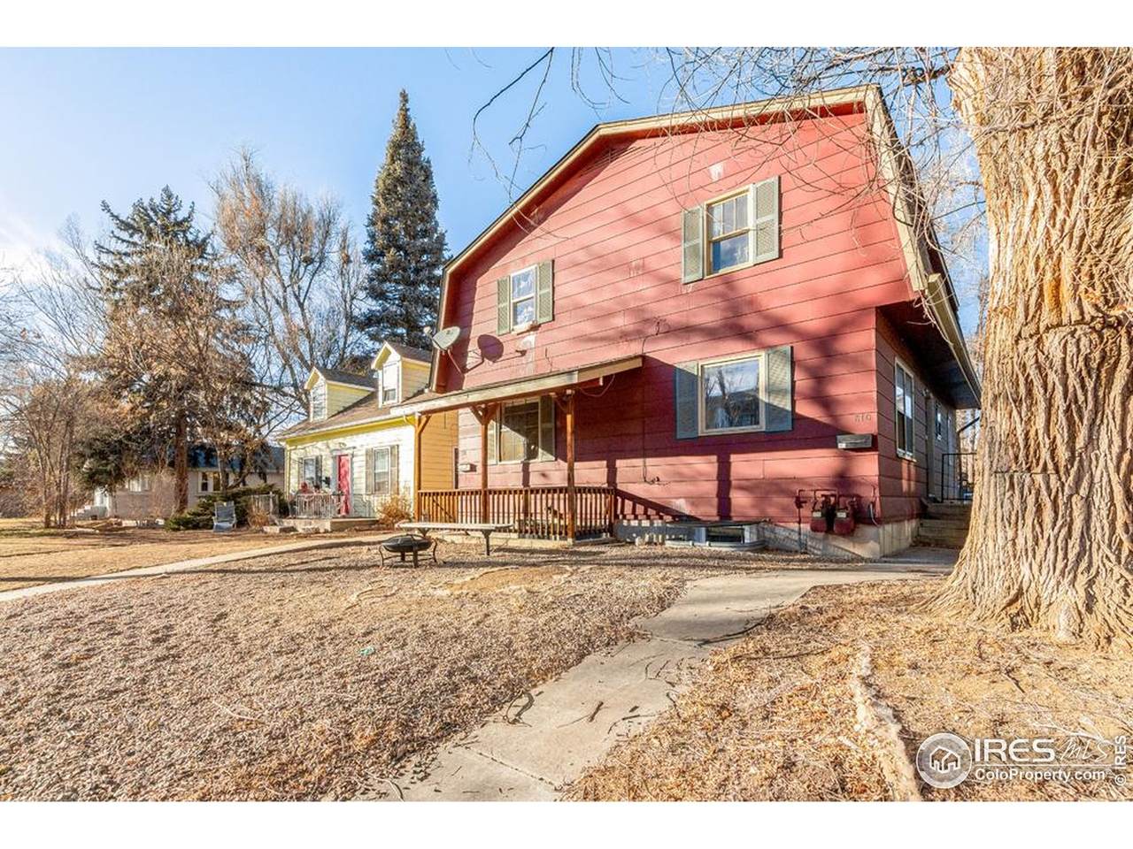 810 Laurel St - Photo 1