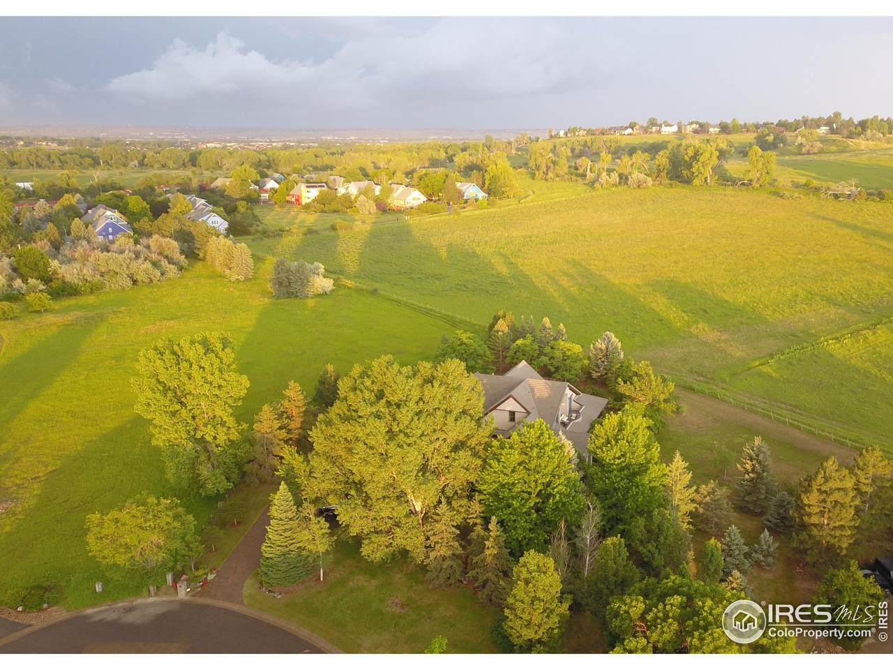 145 Brittany Ln - Photo 1