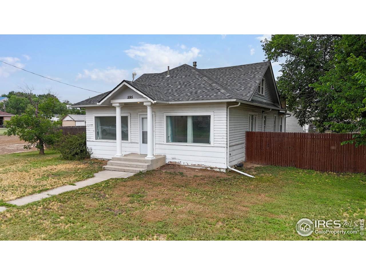 595 Kiser Ave - Photo 1