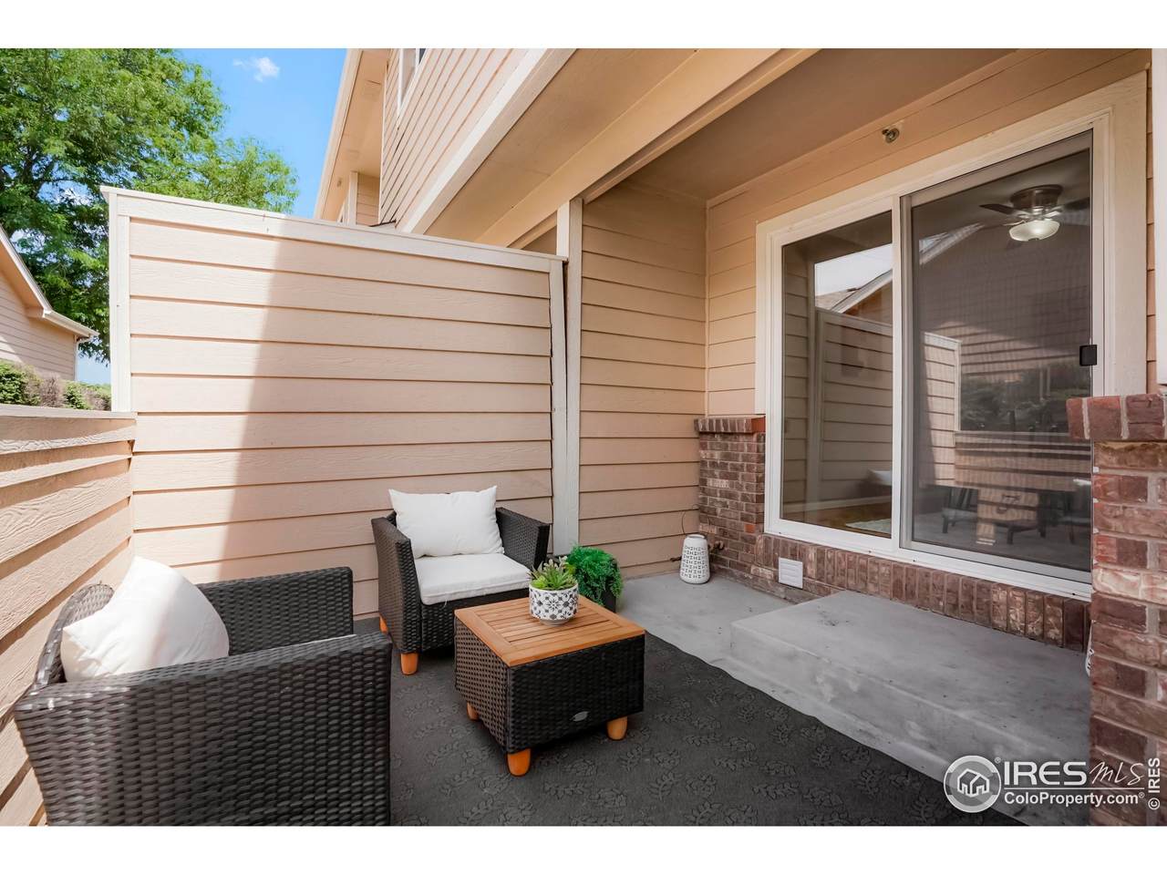1601 Great Western Dr - Photo 1