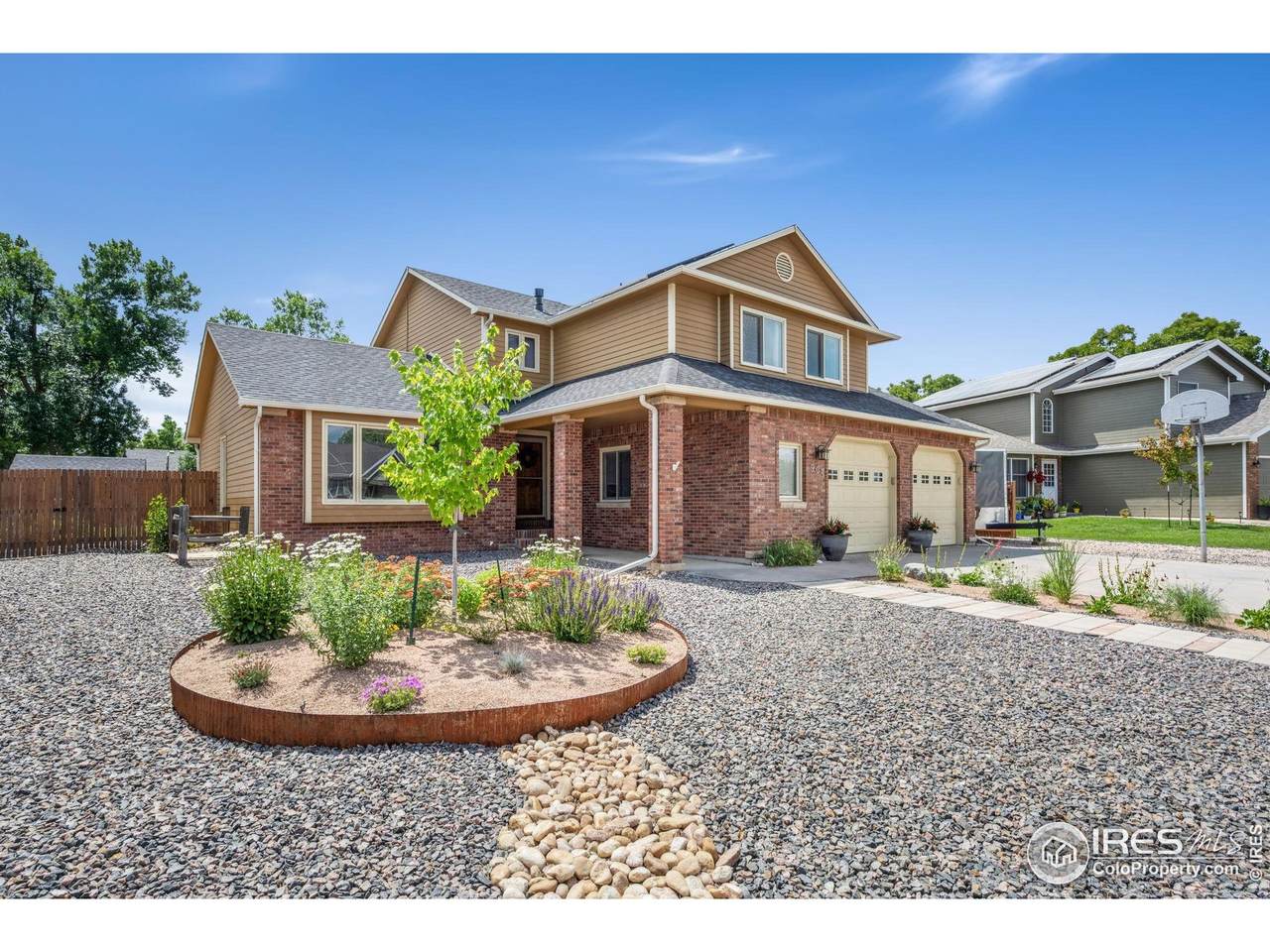 904 Pine Dr - Photo 1