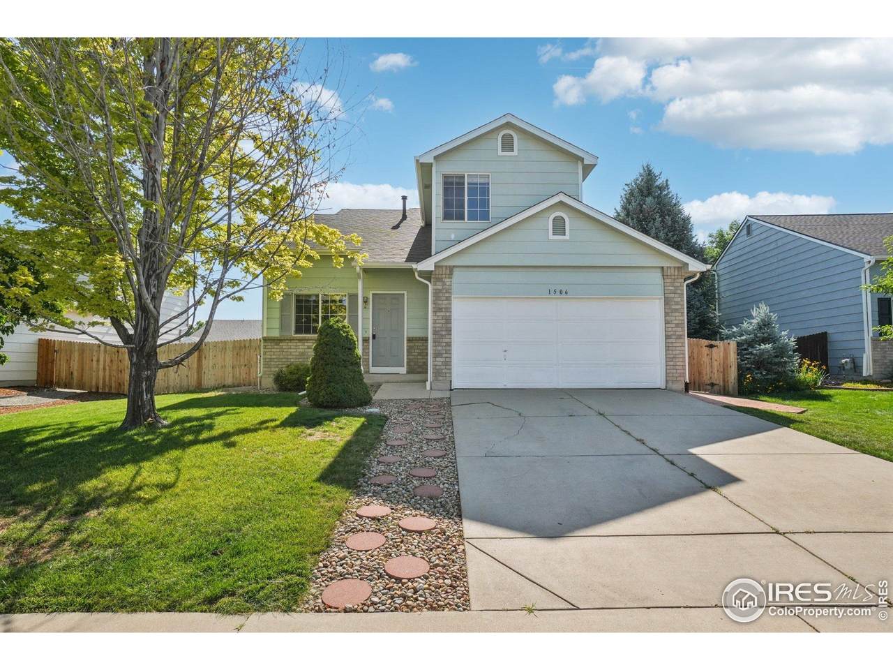 1506 Crestwood Cir - Photo 1