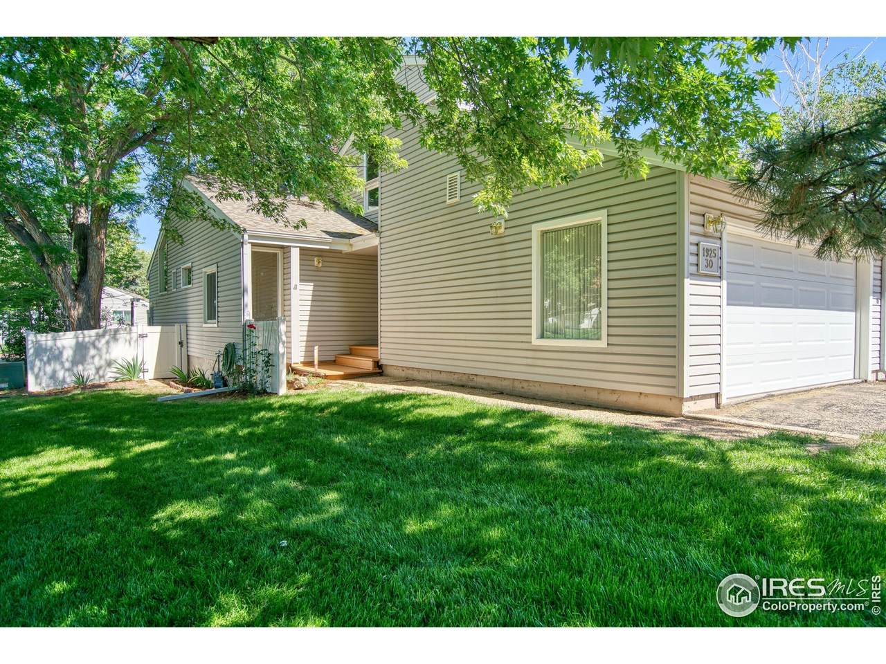 1925 28th Ave - Photo 1