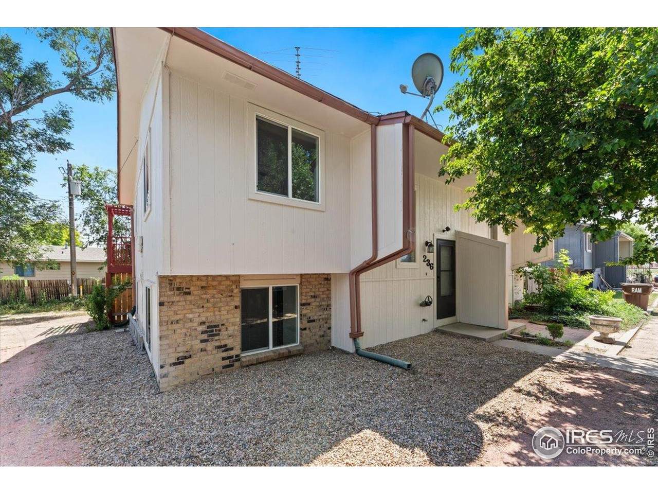 236 Taylor Ave - Photo 1