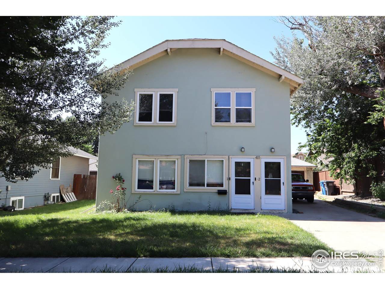 411 Plum St - Photo 1