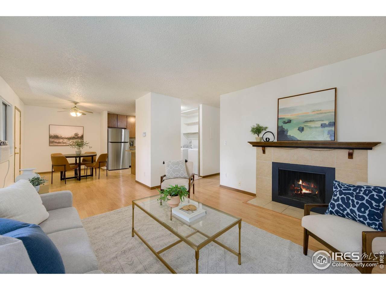 925 Columbia Rd - Photo 1