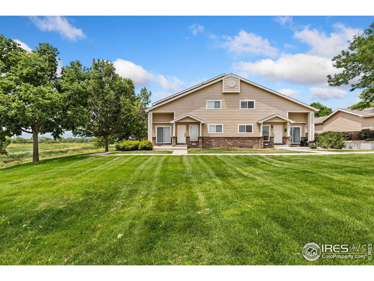 1601 Great Western Dr - Photo 1