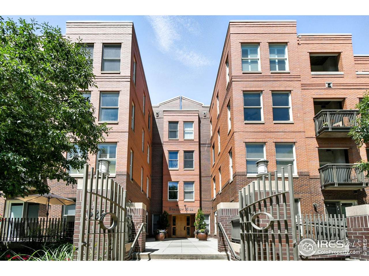 1631 Emerson St - Photo 1