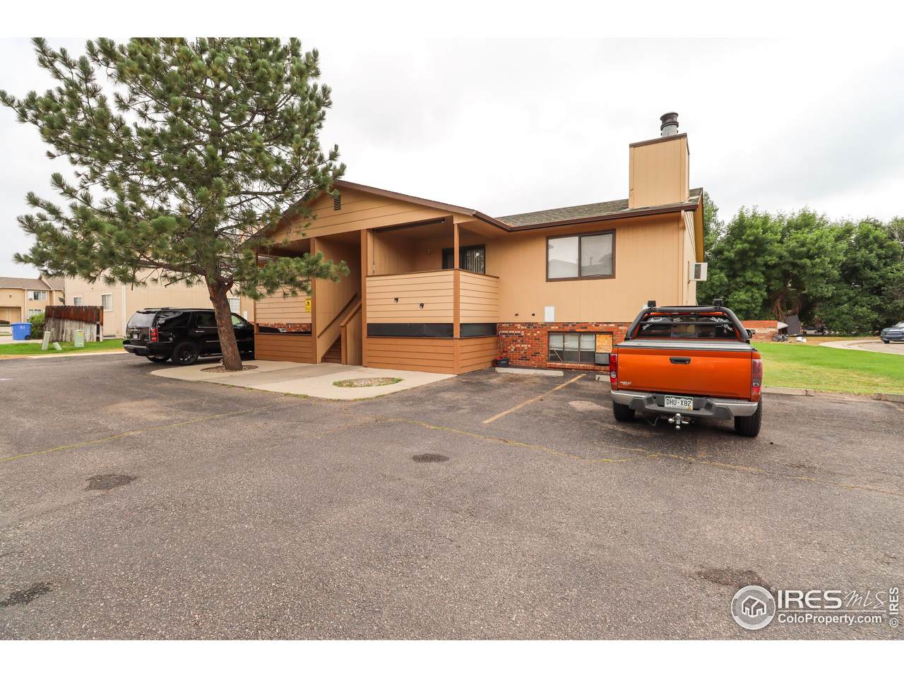 127 Juniper Pl - Photo 1