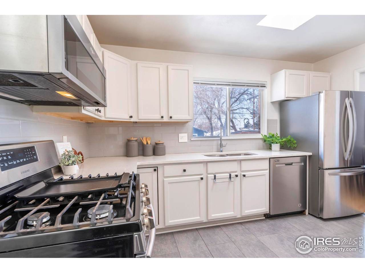 2994 23rd St - Photo 1