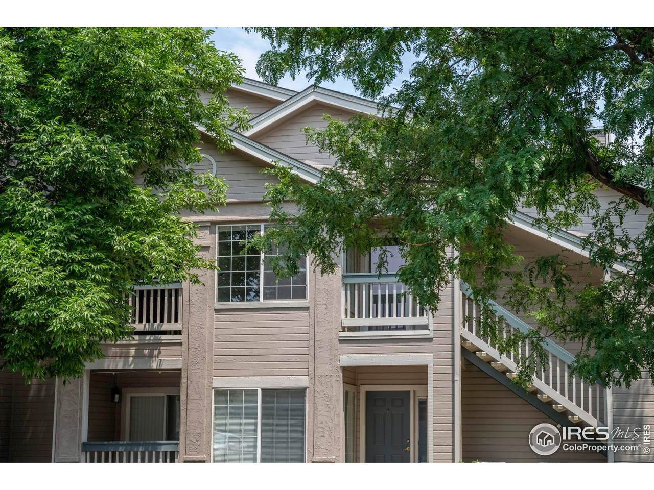 1120 Opal St - Photo 1