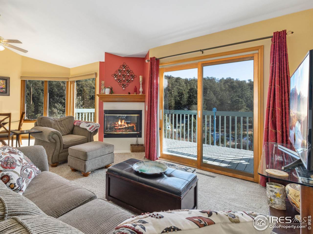 1861 Raven Ave - Photo 1