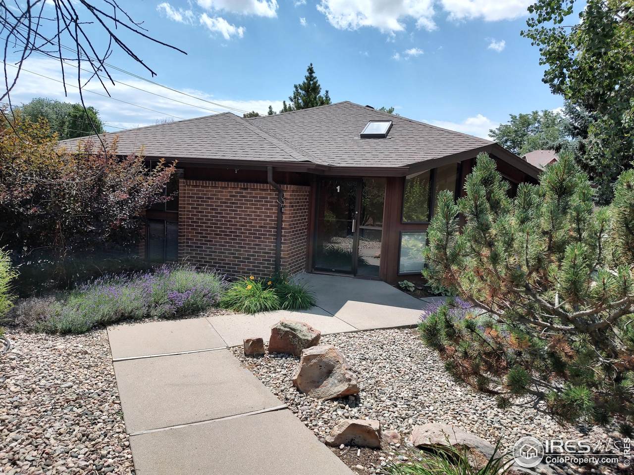 1717 Madison Ave - Photo 1