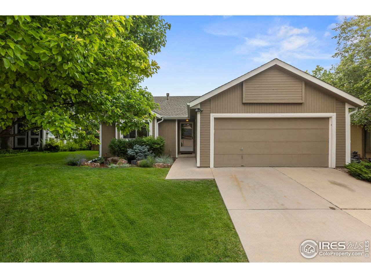 4506 Seaway Cir - Photo 1