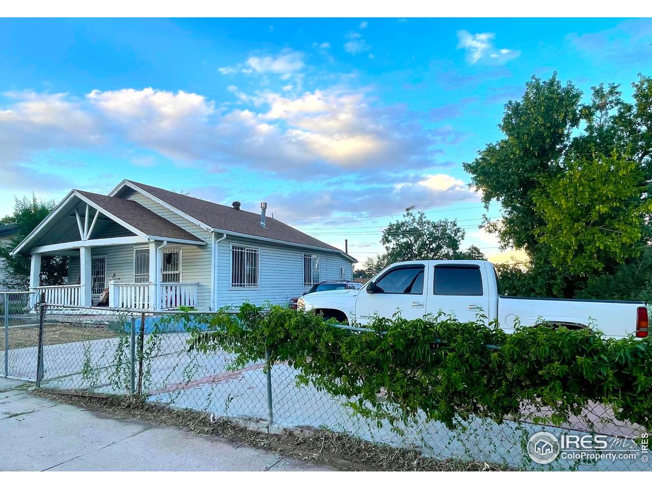 358 Knox Ct - Photo 1