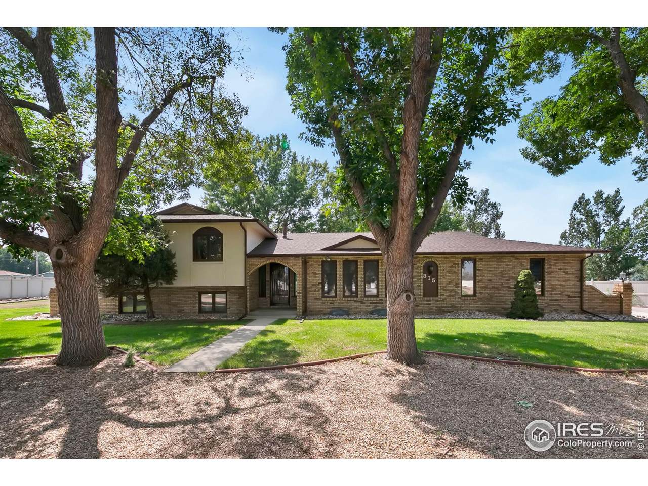 315 38th Ave - Photo 1