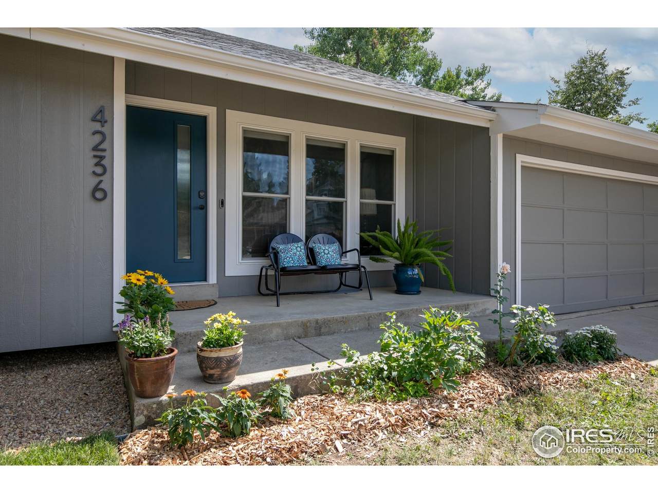 4236 Redwood Ct - Photo 1