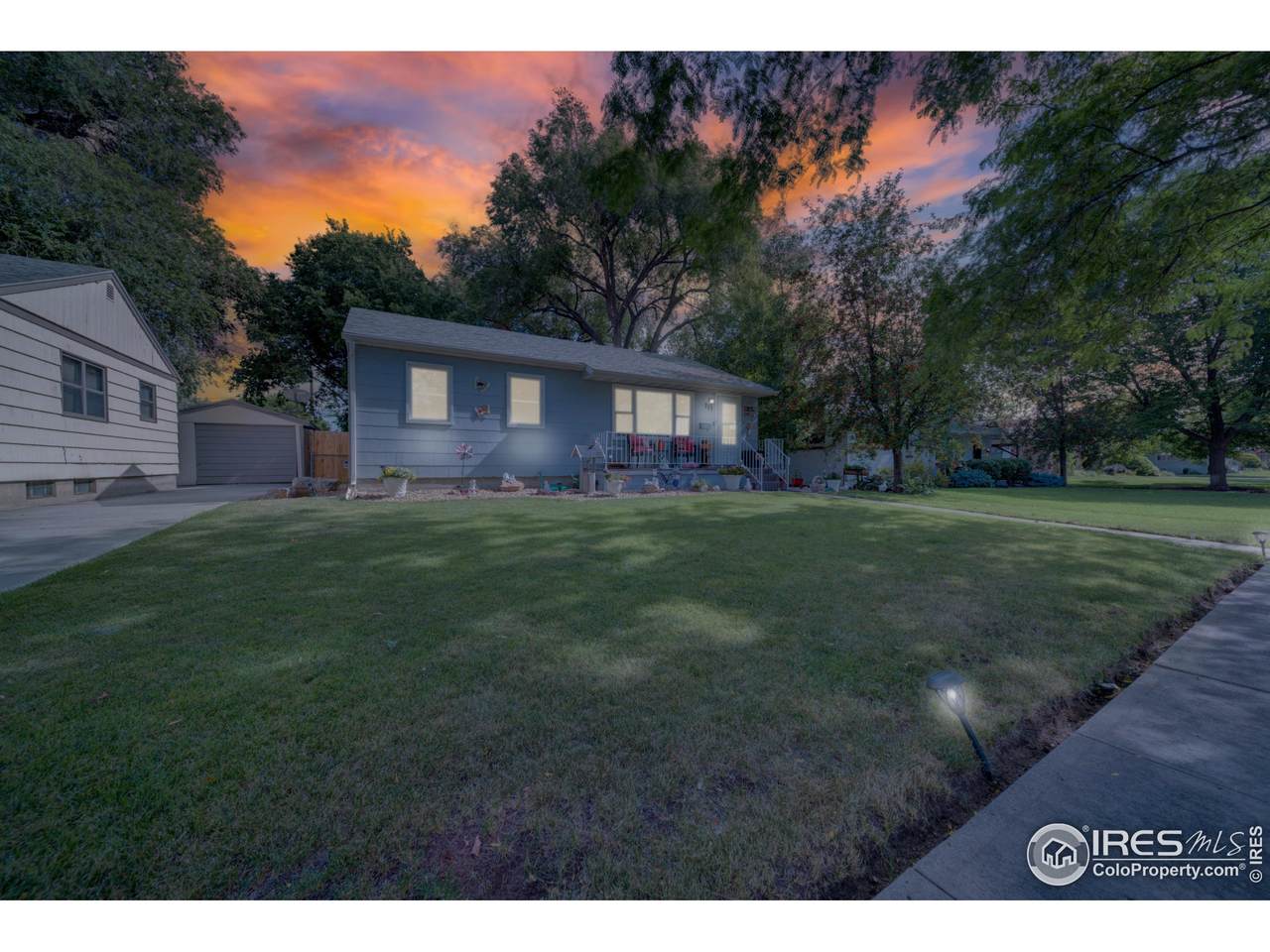 714 Delmar St - Photo 1