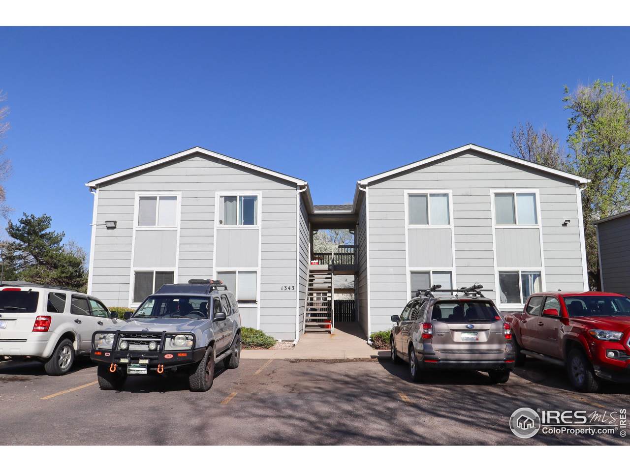1343 Cherry St - Photo 1