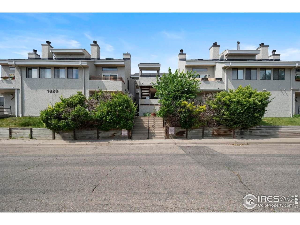 1820 Newland Ct - Photo 1