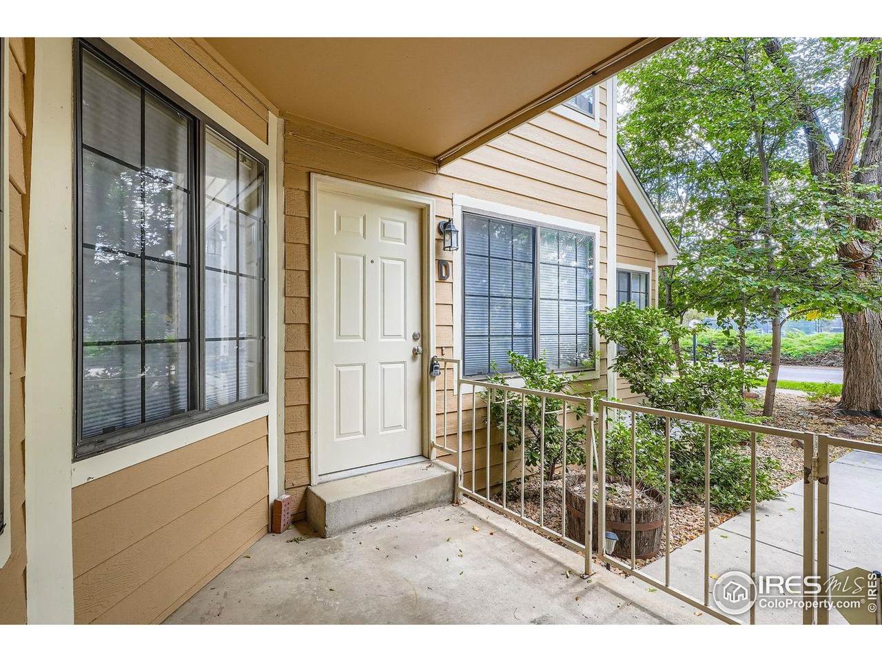 4767 White Rock Cir - Photo 1