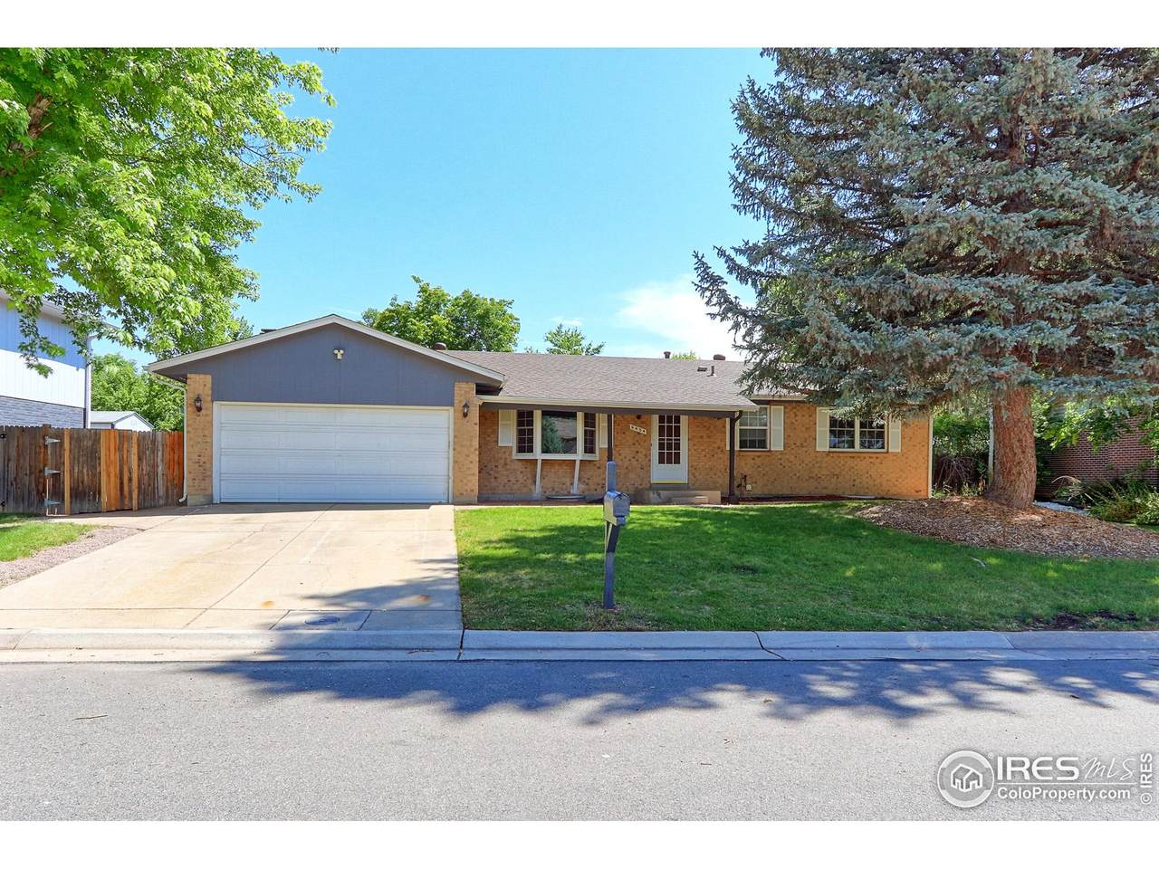 6454 85th Ave - Photo 1