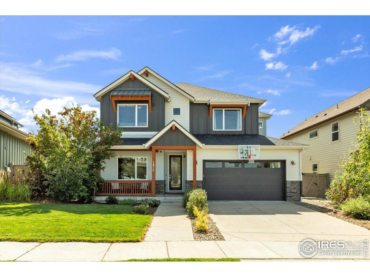 1836 Lakespur Ln - Photo 1