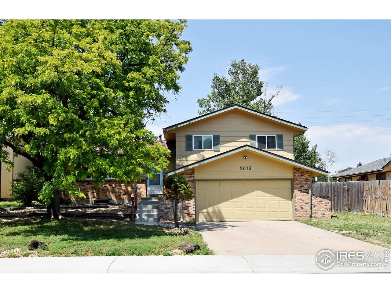 2613 34th Ave - Photo 1