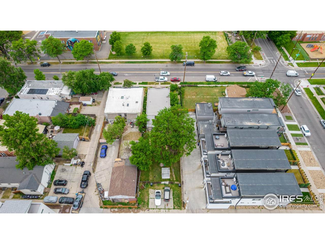 1578 Irving St - Photo 1