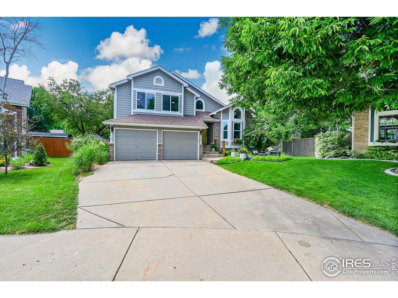 1107 White Oak Ct - Photo 1