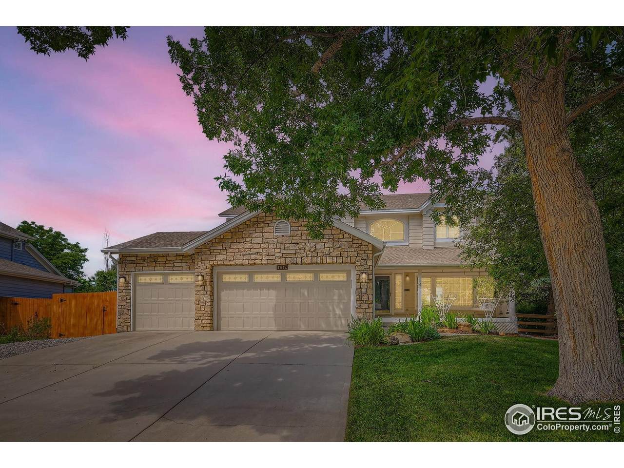 1612 Zinnia Cir - Photo 1