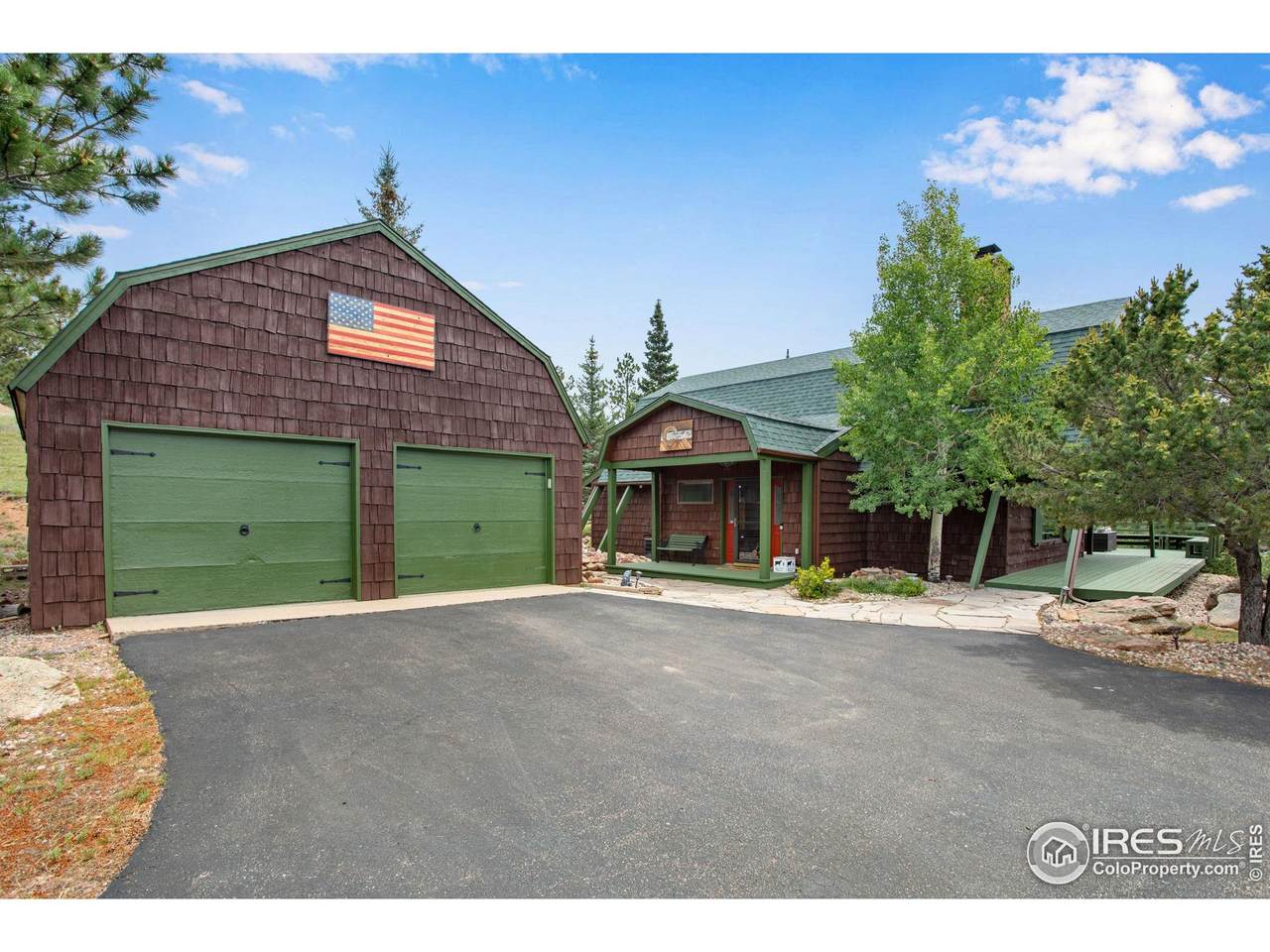 855 Mount Champion Dr - Photo 1