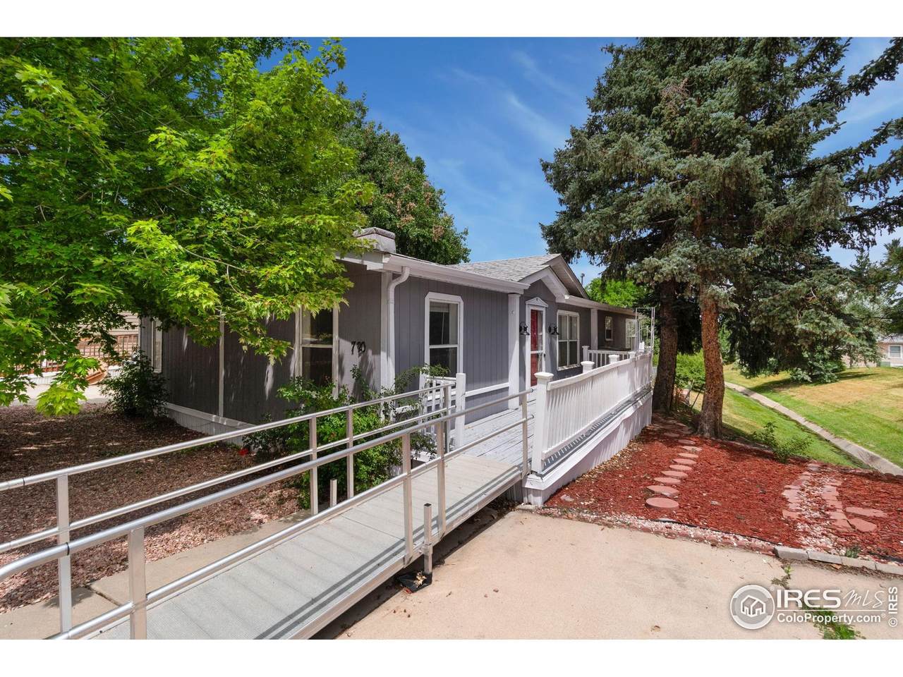 1801 92nd Ave - Photo 1