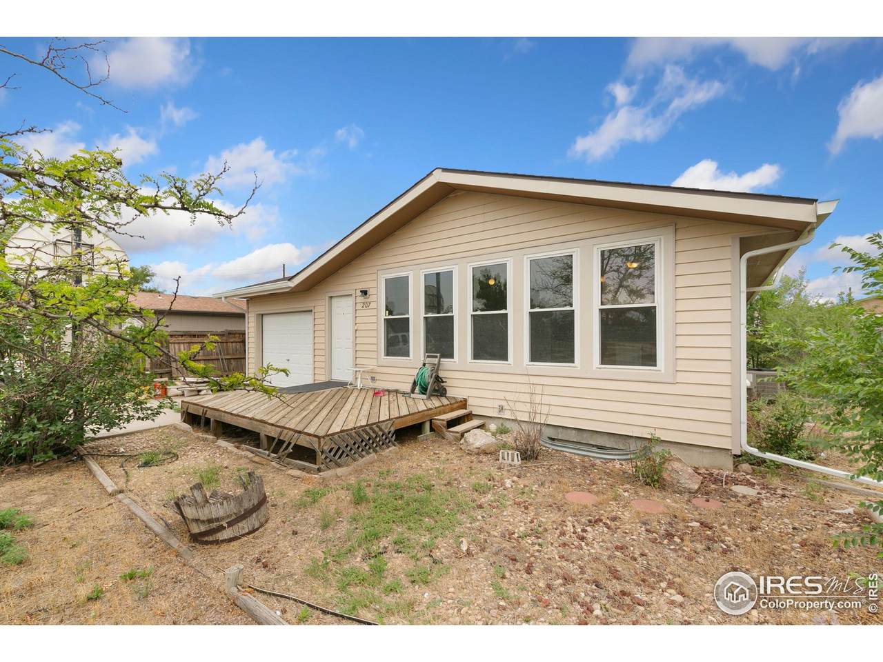 207 Cave Ave - Photo 1