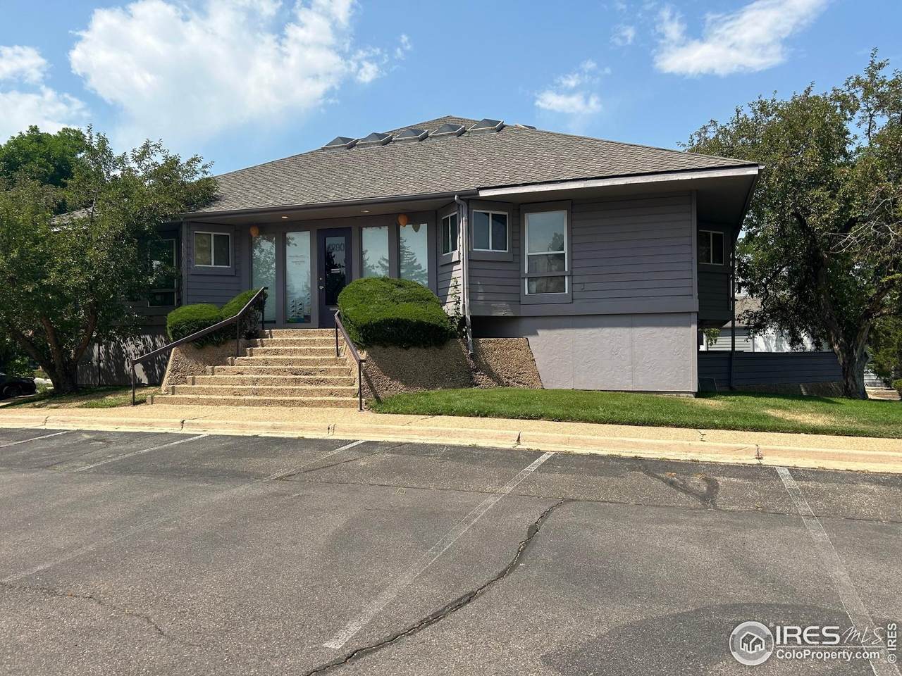 4890 Riverbend Rd - Photo 1