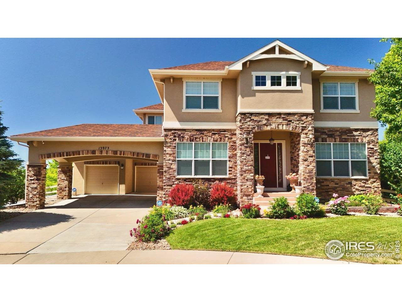 13973 Pinehurst Cir - Photo 1