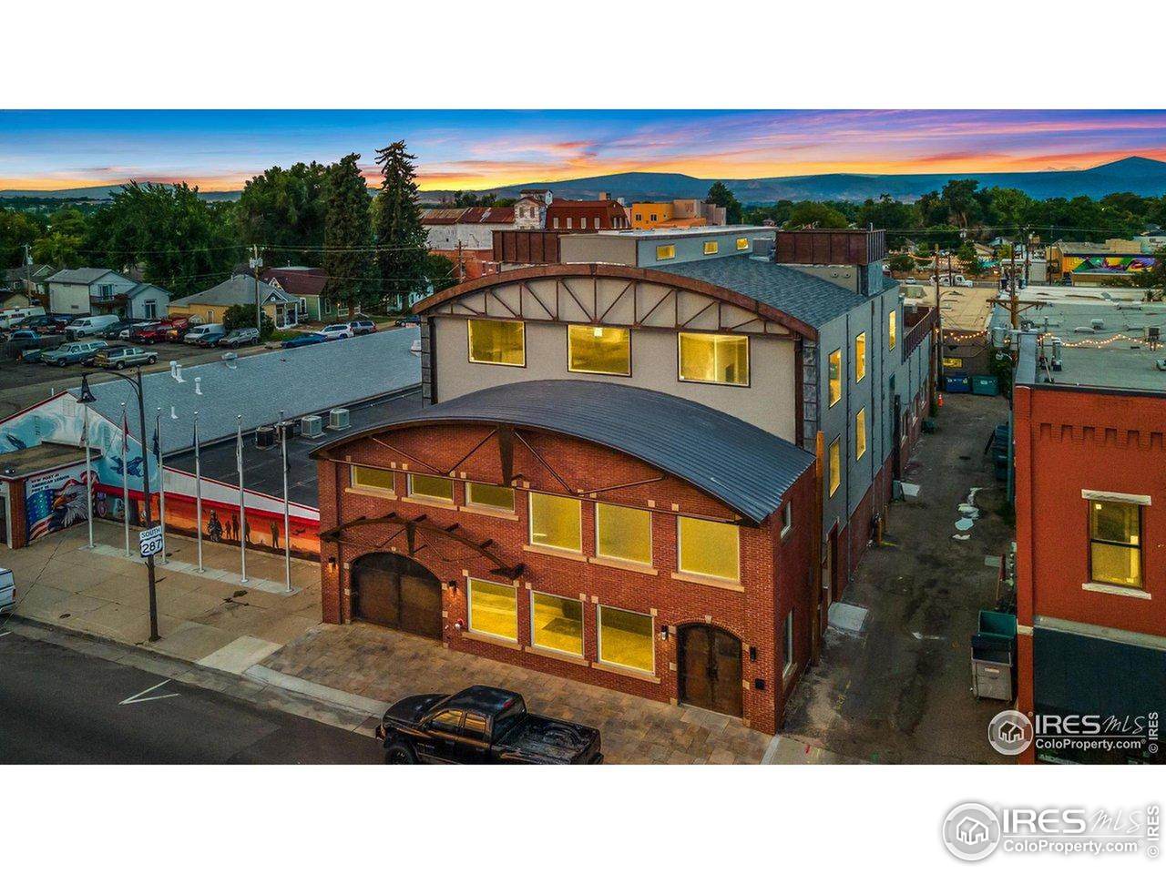 319 Cleveland Ave - Photo 1