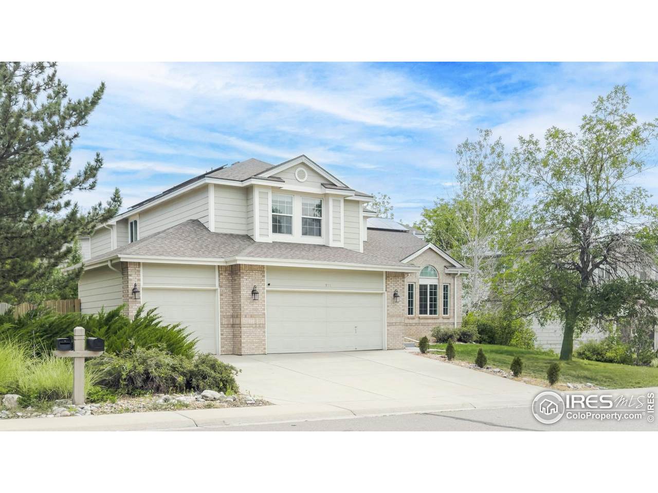 977 Eldorado Dr - Photo 1