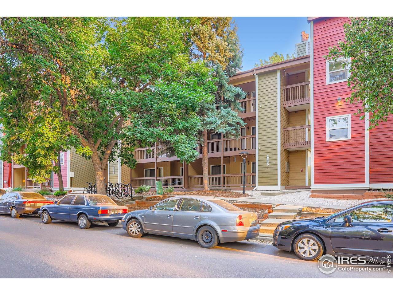 2990 Shadow Creek Dr - Photo 1