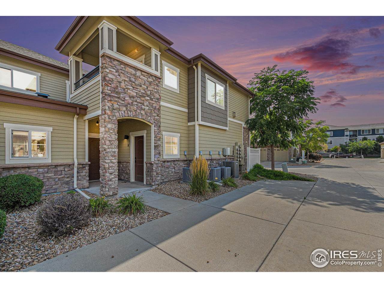 3814 Steelhead St - Photo 1