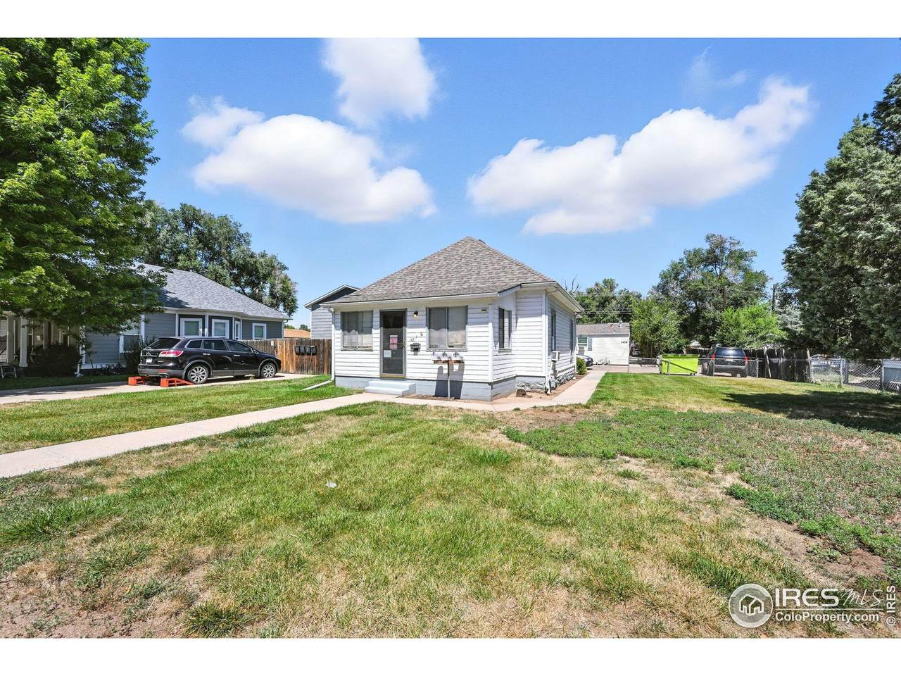 1419 10th St - Photo 1