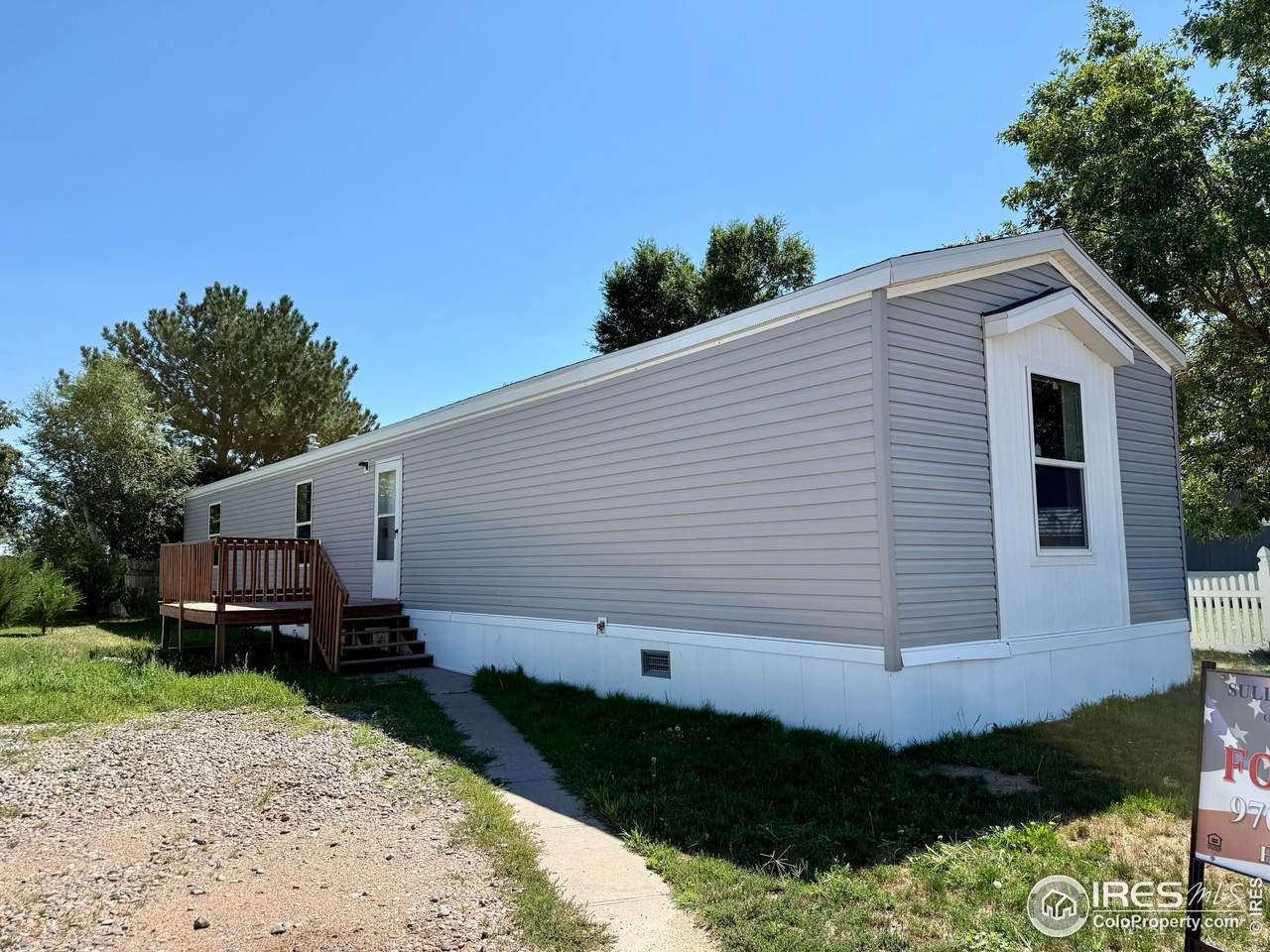 1301 Johnson St - Photo 1