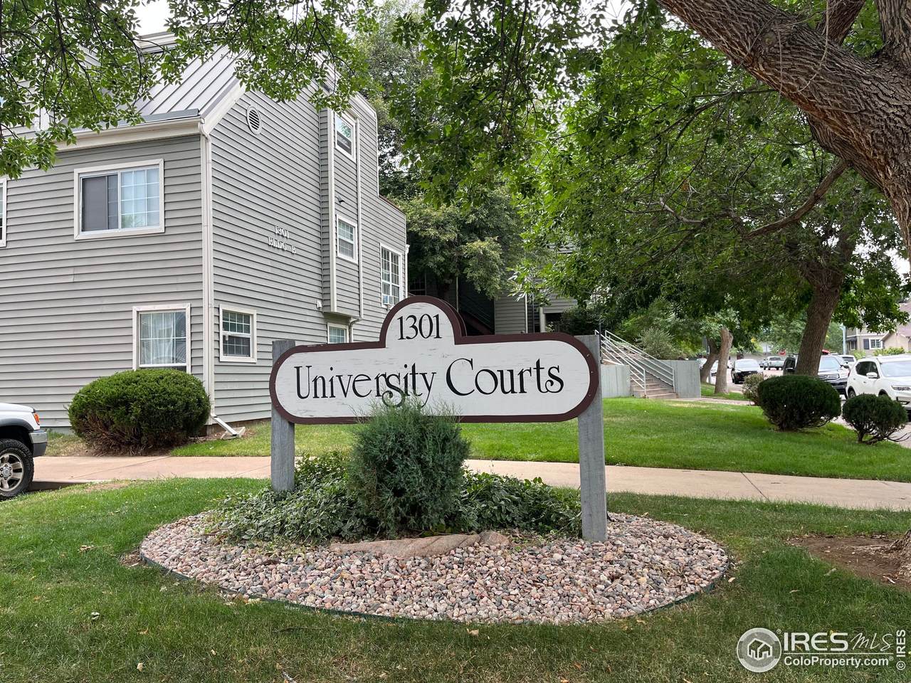 1301 University Ave - Photo 1