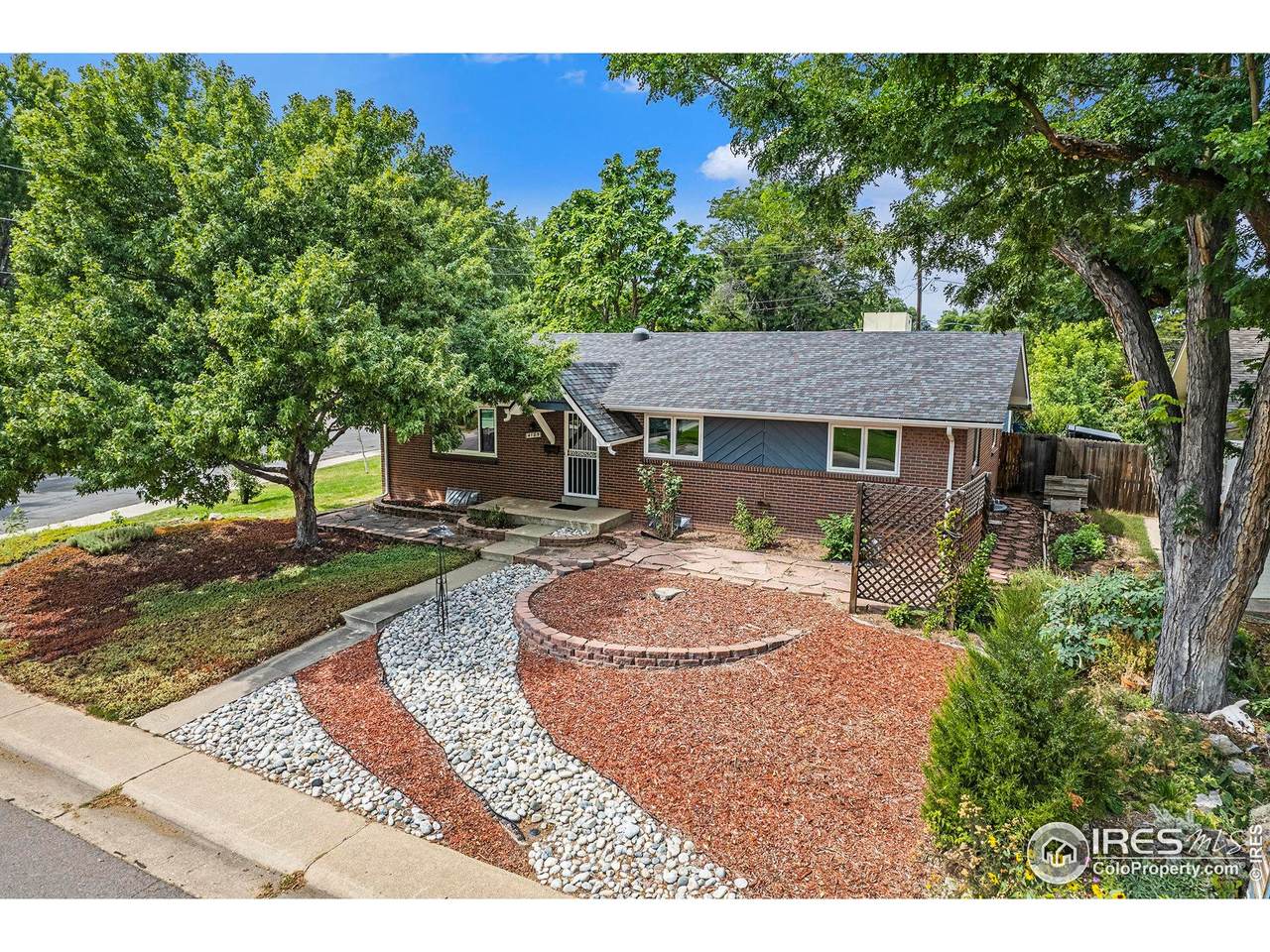 4105 Yarrow Ct - Photo 1