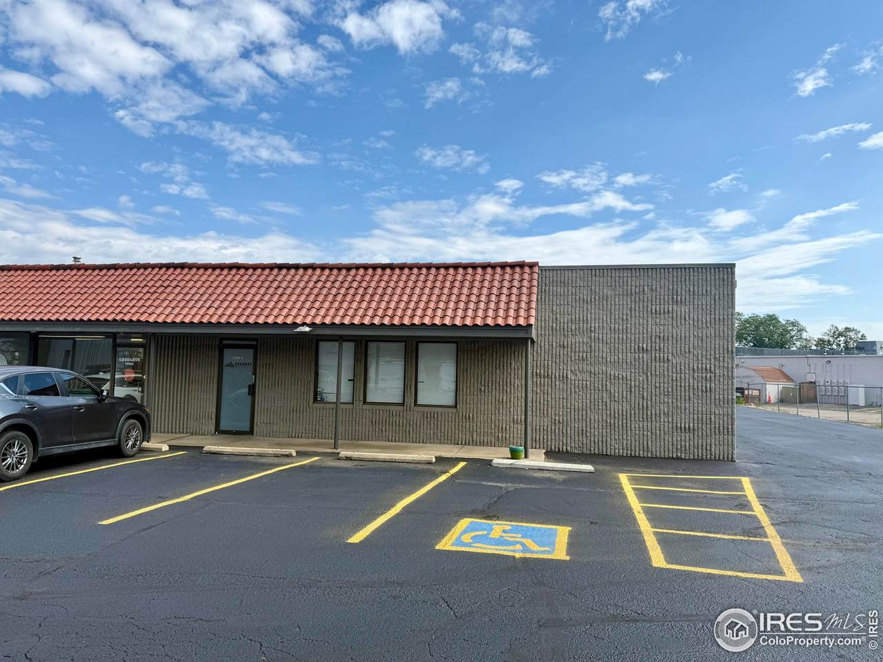 1254 Sherman Dr - Photo 1