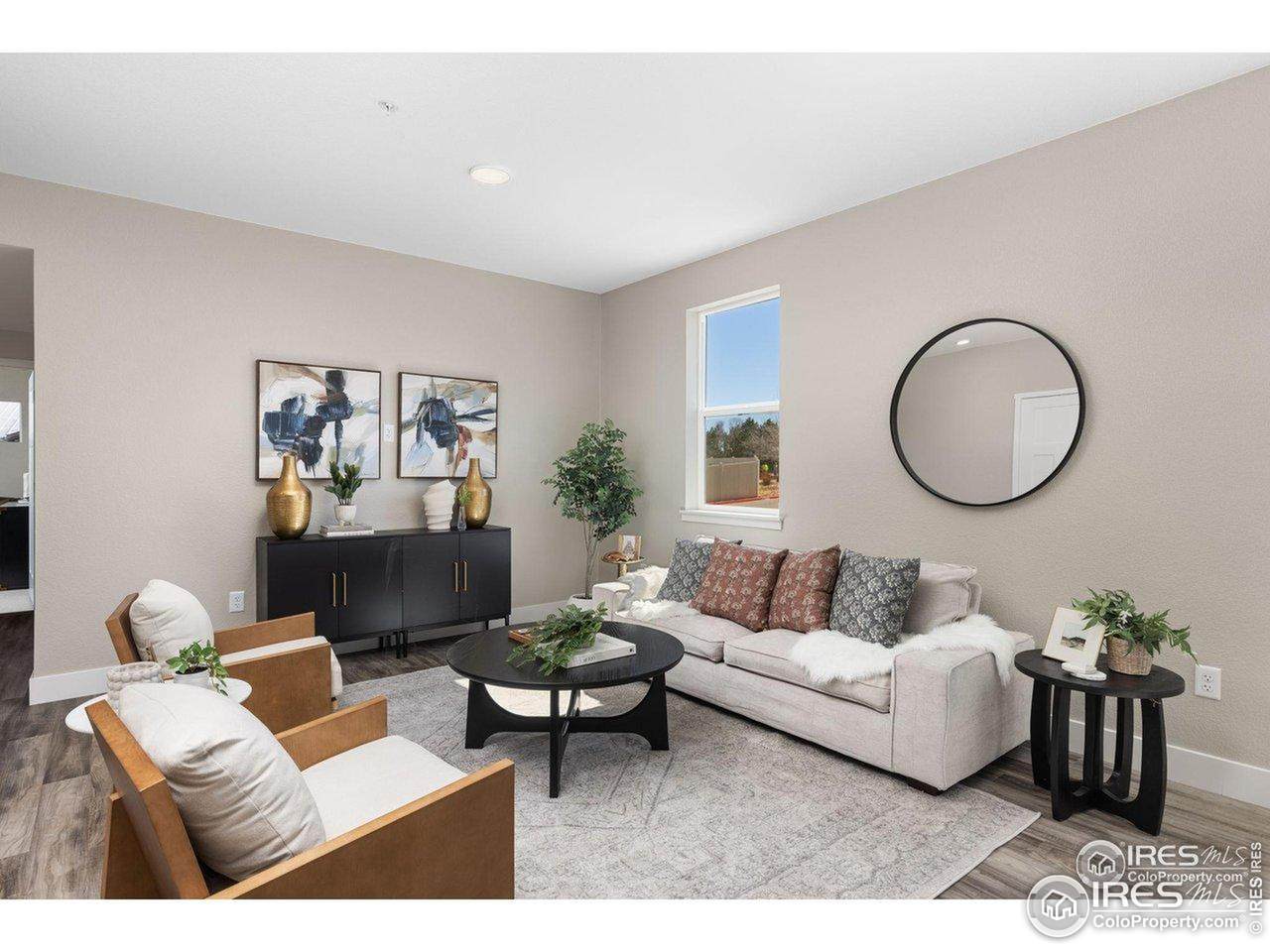 290 Cherrywood Dr - Photo 1