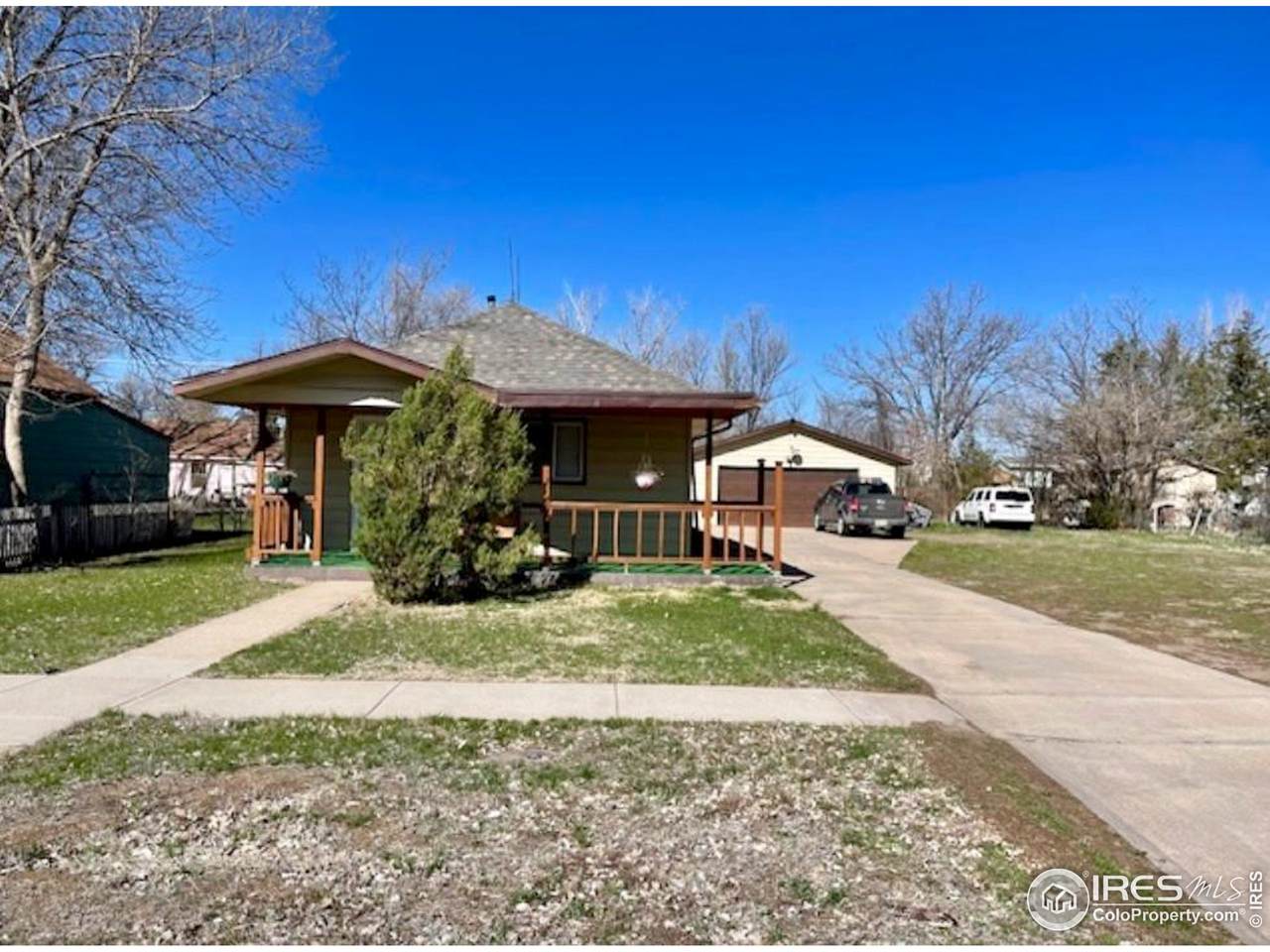 234 Bowman Ave - Photo 1