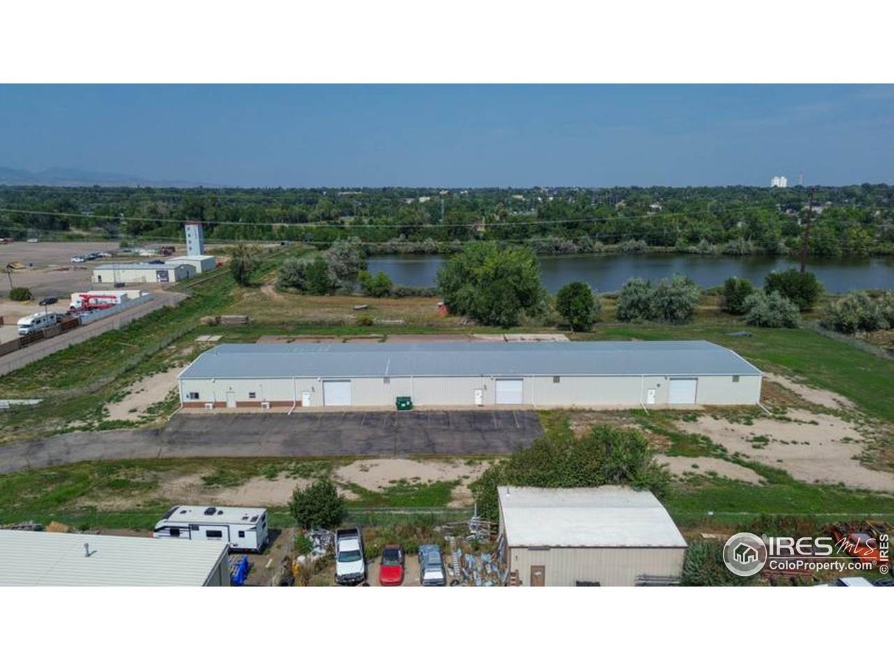 1020 Garfield Ave - Photo 1