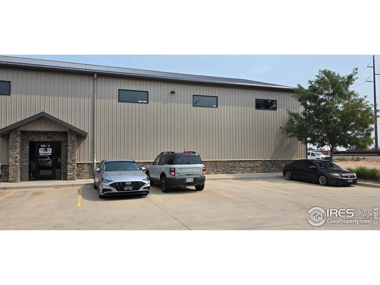 629 Gyrfalcon Ct - Photo 1