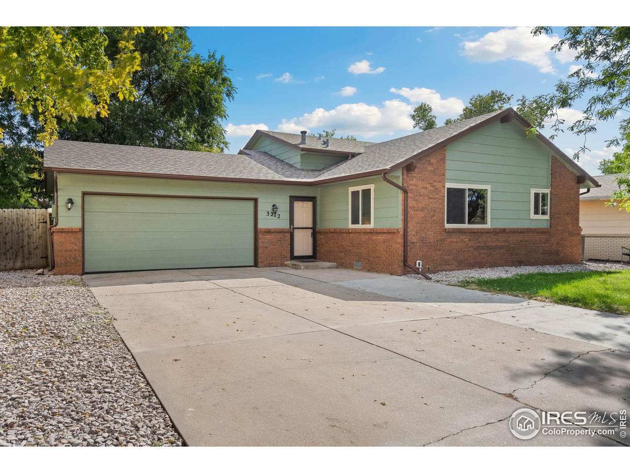 3212 15th Ave - Photo 1